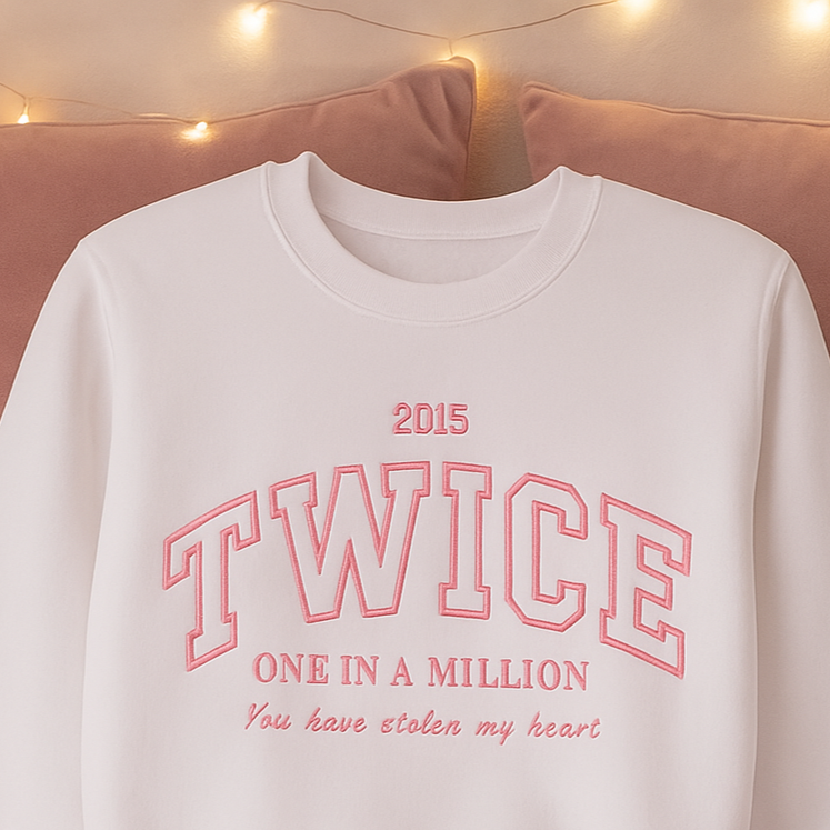TWICE ONE IN A MILLION SUDADERA BLANCA BORDADA