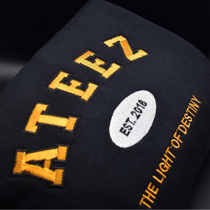 ATEEZ SUDADERA BORDADA