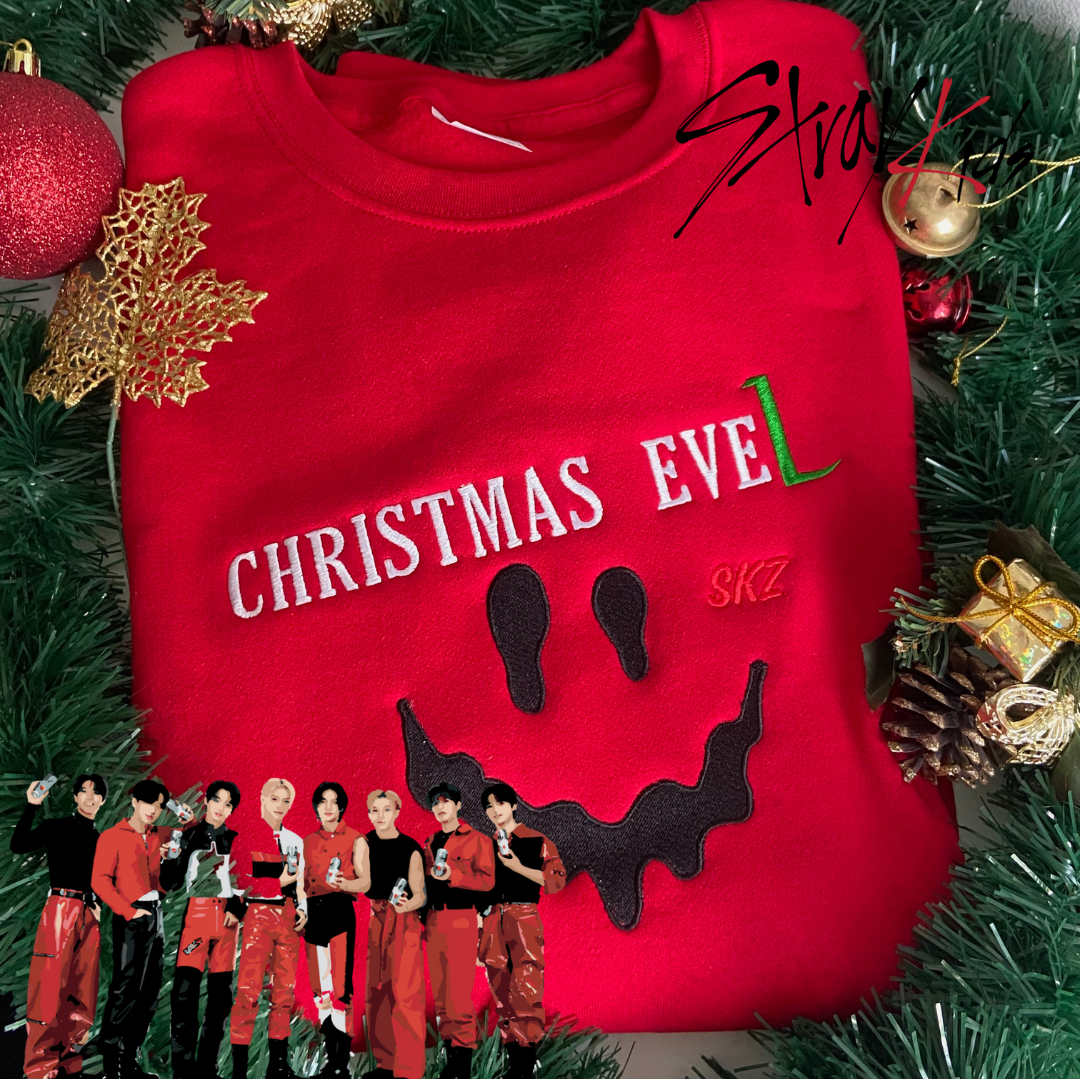 CHRISTMAS EVEL STRAY KIDS SUDADERA BORDADA