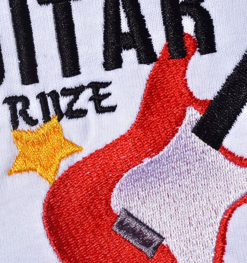 RIIZE GET A GUITAR PLAYERA BLANCA BORDADA