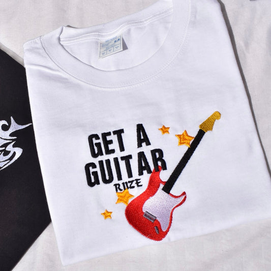 RIIZE GET A GUITAR PLAYERA BLANCA BORDADA