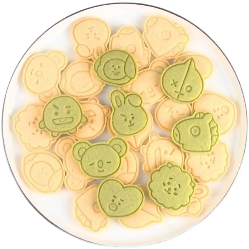 BT21 (6 piezas) MOLDES PARA GALLETAS