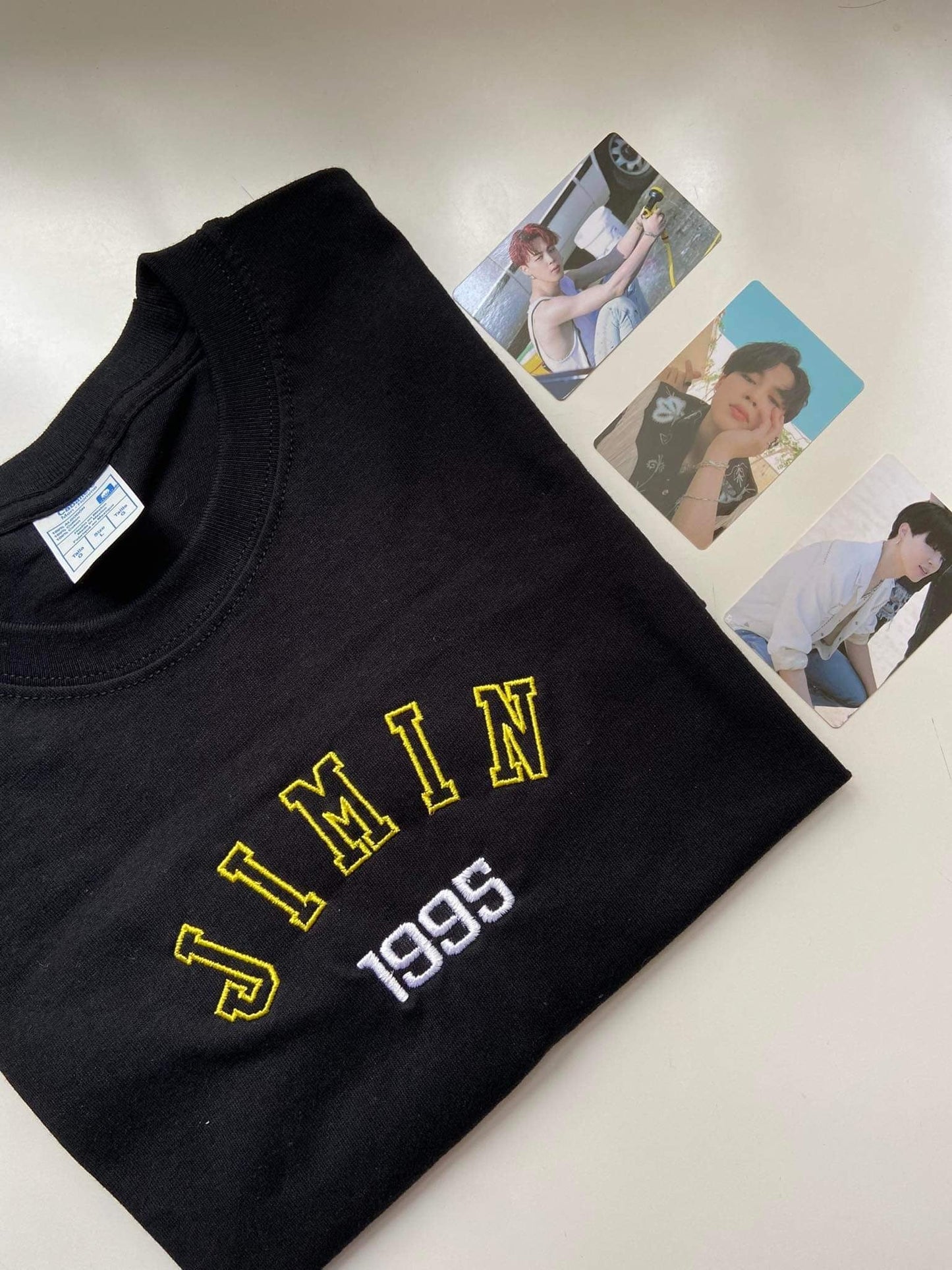 BTS MIEMBROS PLAYERA BORDADA