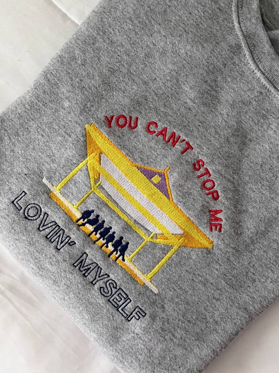 BTS IDOL SUDADERA BORDADA