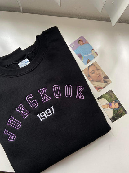 BTS MIEMBROS SUDADERA BORDADA